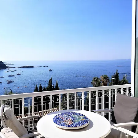 Apartment 3358 Montemar, 20, Maravillosa Vista Al Mar, Situacion Ideal Practicar Senderismo, A 150m. De La Playa. - Es-258-108 Roses